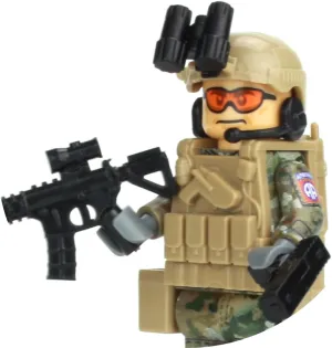 Battle Brick 1.6 Inches Tall Army OCP 82nd Airborne Custom Collectible Minifigure | Accessories Made in The USA | Genuine Military Minifig | Great Gift for Ages 10  to Adult AFOL