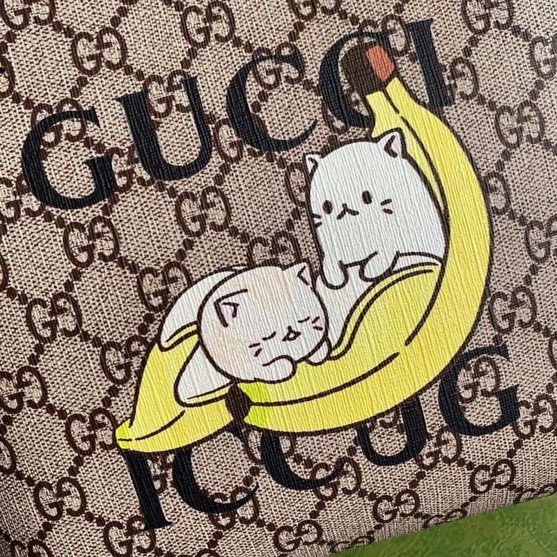 Charm - GG Bags - 1897