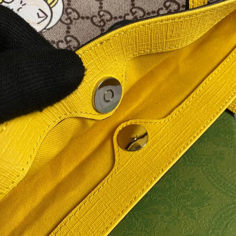 Charm - GG Bags - 1897