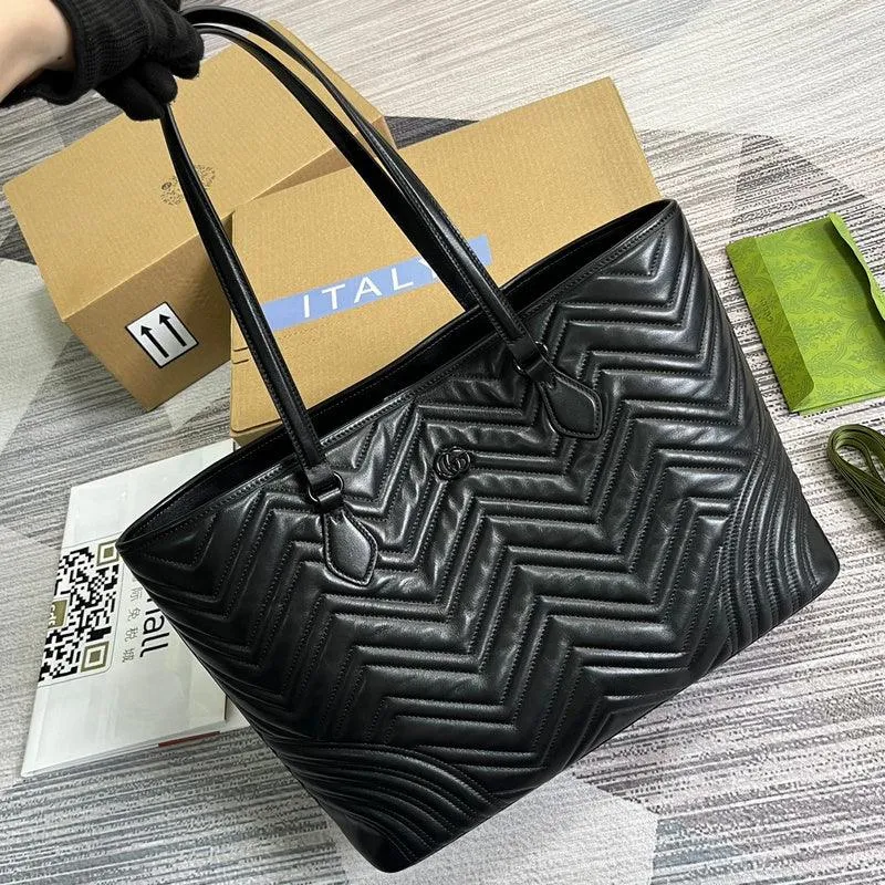 Charm - GG Bags - 460