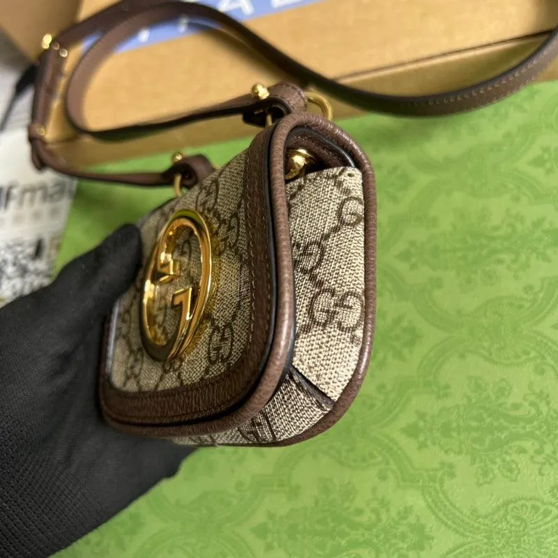 Charm - GG Bags - 696