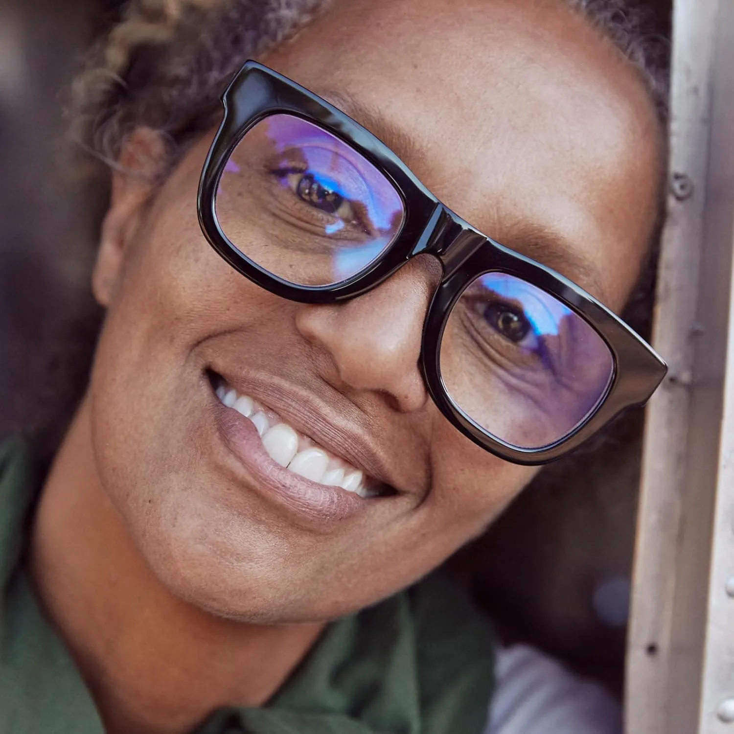 D28 Unisex Progressive Glasses with Magnification
