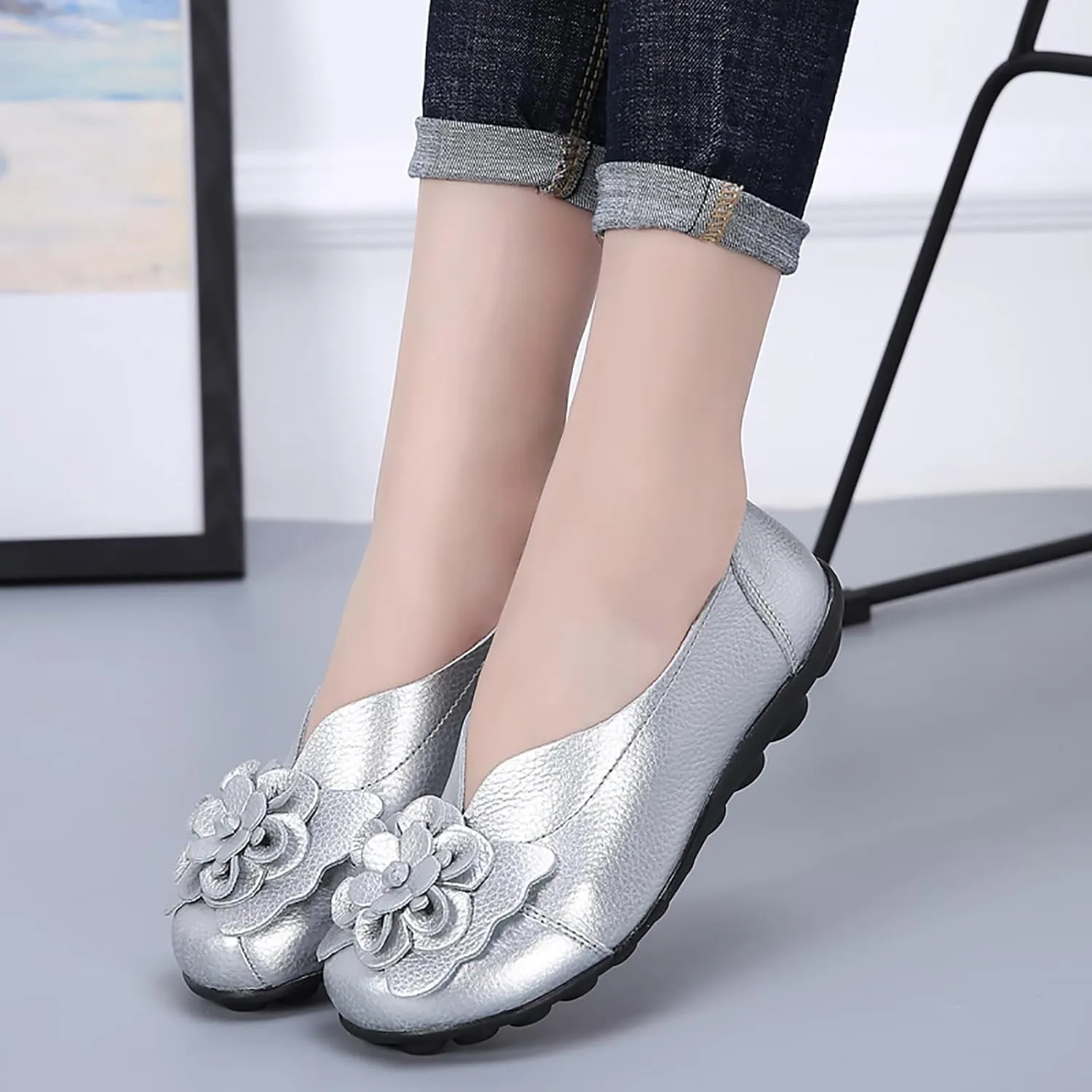 Flat Loafers for Women Comfortable Slip on Round Toe Slingback Soft Soles Moccasins with Flowers Walking Casual Dressy Lightweight Flat Shoes Nurse Driving Work Shoes Breathable Fashion Footwear