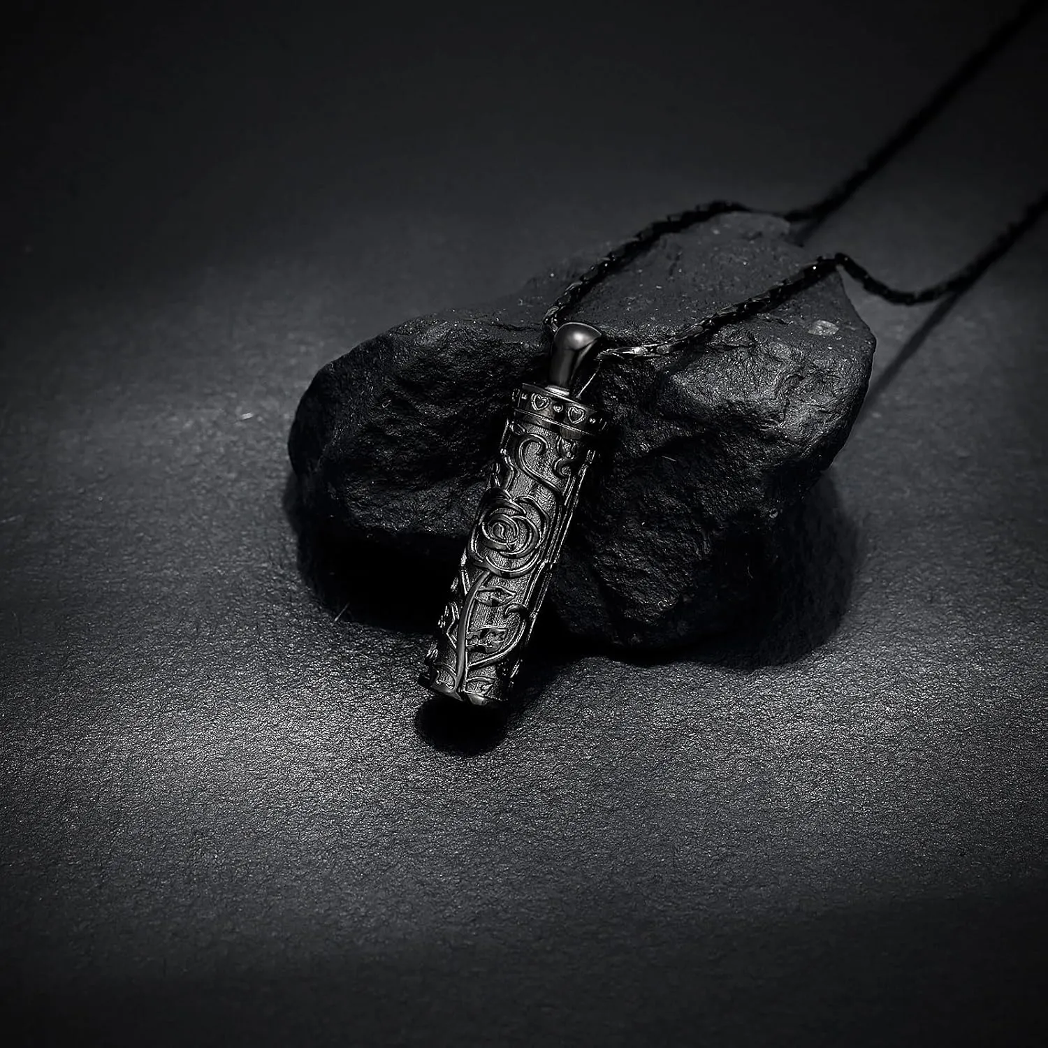Flower Celtic Cremation Jewelry Necklace Roseflower Cylinder Bar Urn Necklace for Ashes Urn Pendant Necklace Keepsake Memorial Lockets for Ashes for Women Men